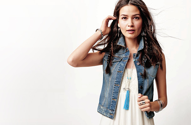 Junior Tops - Tees, Blouses, Crop Tops